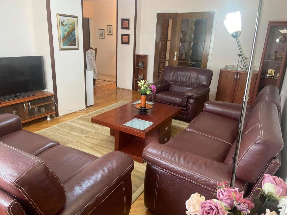 Family Apartment Ivanovic Skopje Ngoại thất bức ảnh